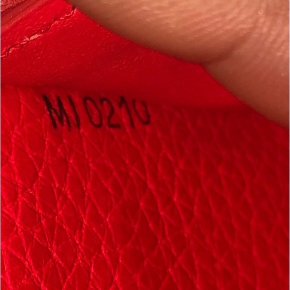 ♥️ Louis Vuitton Wallet Capucine Taurillon Leather Red Long with Box Chain Sarah - Picture 15 of 16